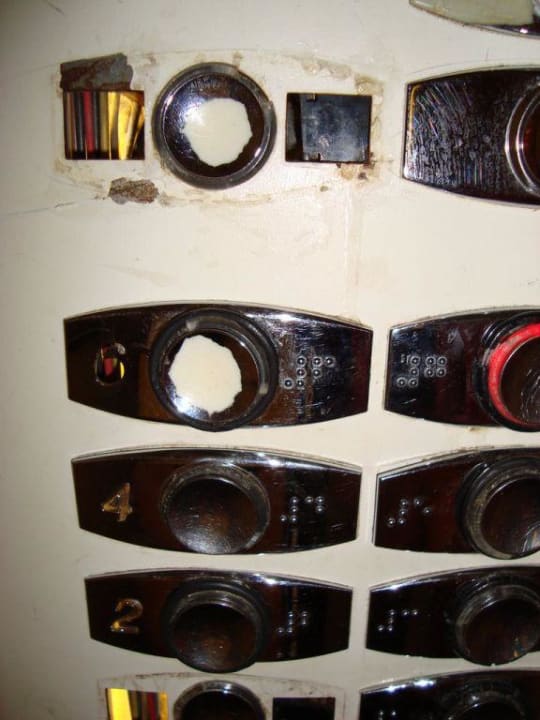 Lift? Hotel Kennedy Nova