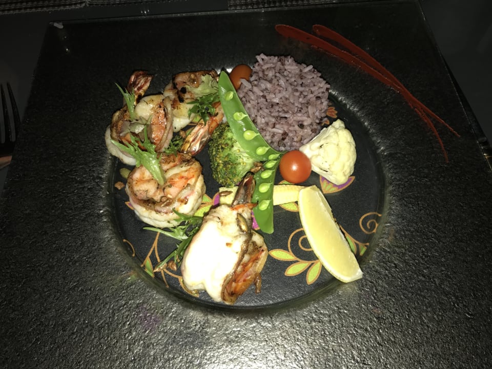 Gastro Gaya Island Resort