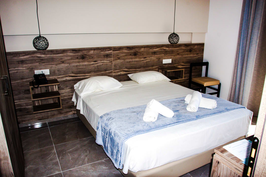 Zimmer Sunshine Hotel