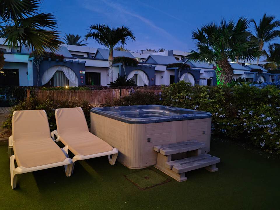 Pool R2 Bahía Playa Design Hotel & Spa - Adults Only