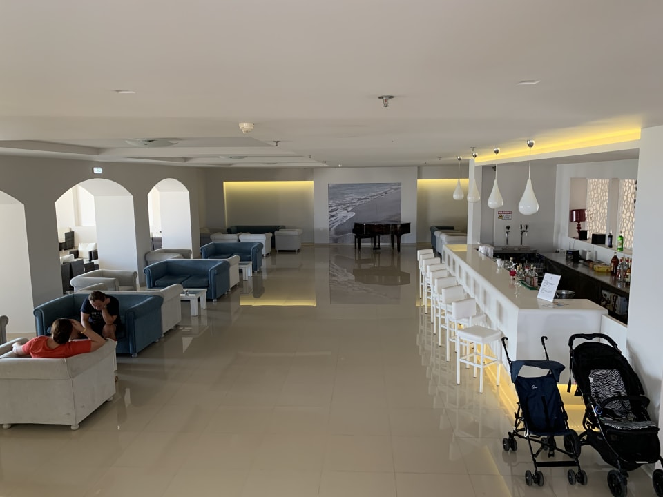 Lobby Aeolos Beach Hotel