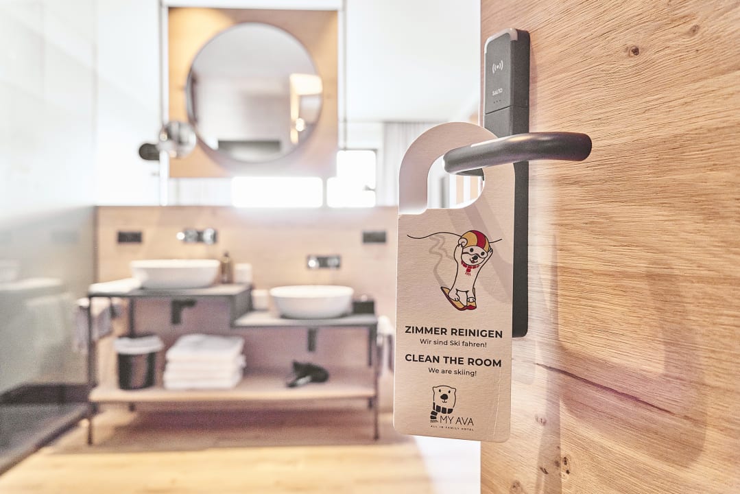 Zimmer MY  AVA  All In Family Hotel