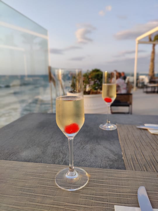 Gastro Knossos Beach Bungalows Suites Resort & Spa