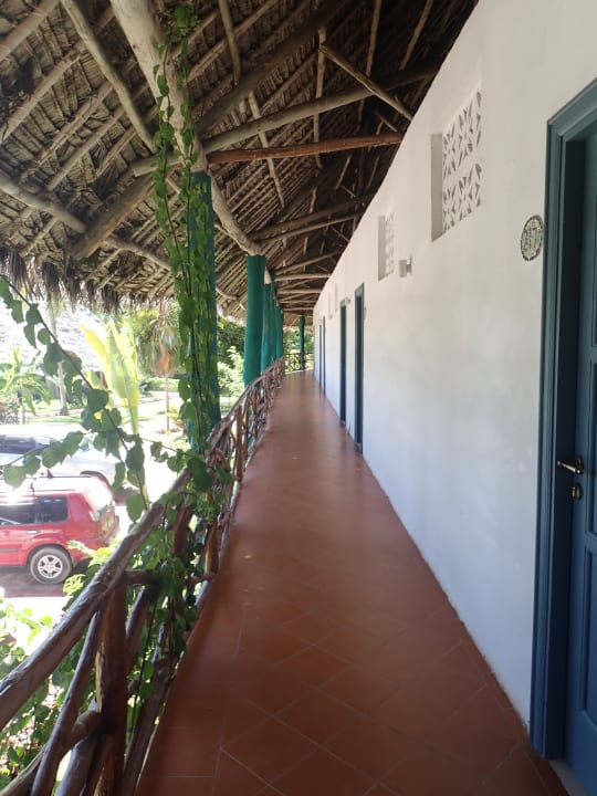 Flur zu den einzelnen Zimmern Hotel Kiwengwa Beach Resort