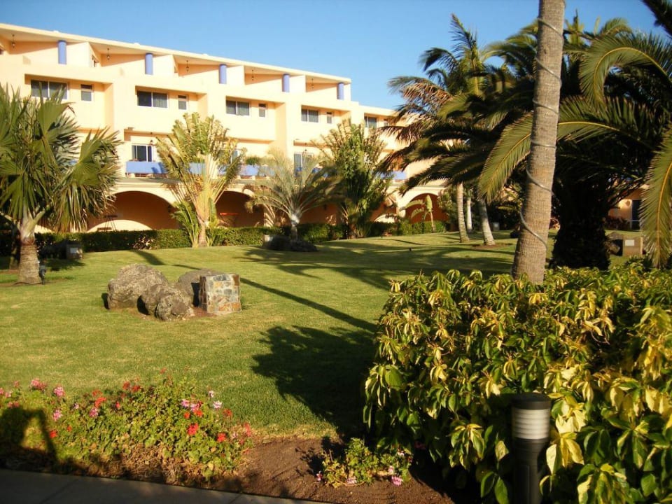 Eine traumhafte Außenanlage Club Hotel Drago Park