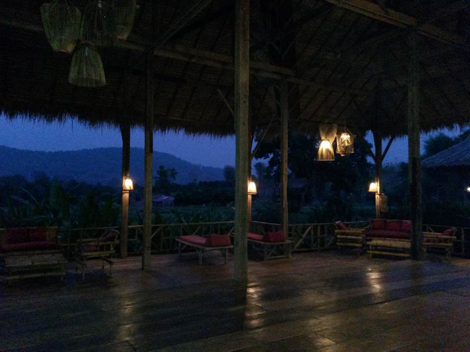Abends  Hotel Lisu Lodge