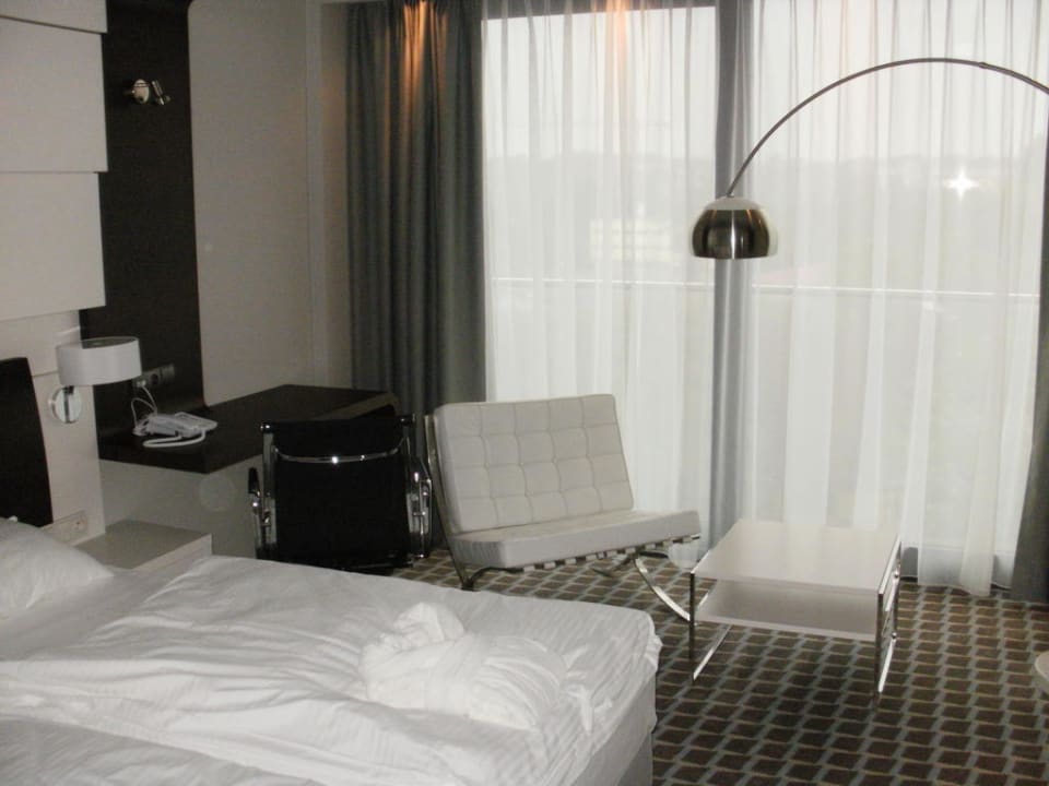 Zimmerausstattung Marine Hotel by Zdrojowa