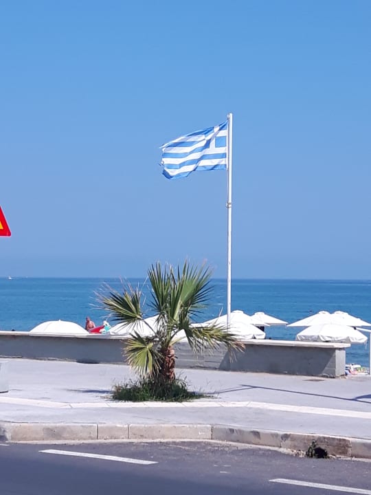 Strand Dimitrios Beach Hotel