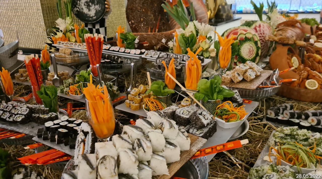 Gastro Azura Deluxe Resort & Spa Hotel