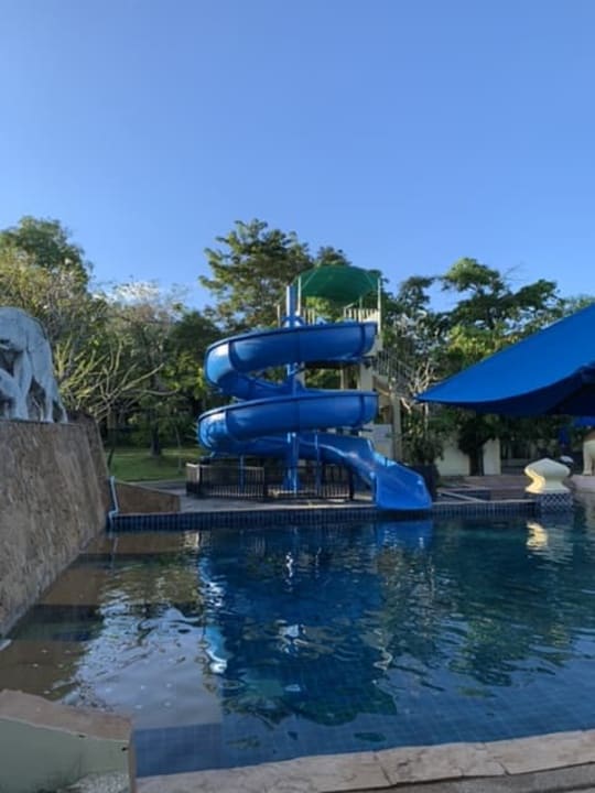 Pool Seaview Khao Lak Resort