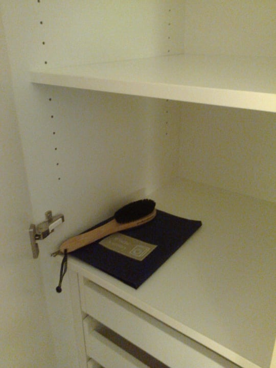 Schrank Grand Resort Bad Ragaz