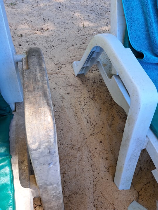 Strand Apsara Beachfront Resort & Villa - Resort