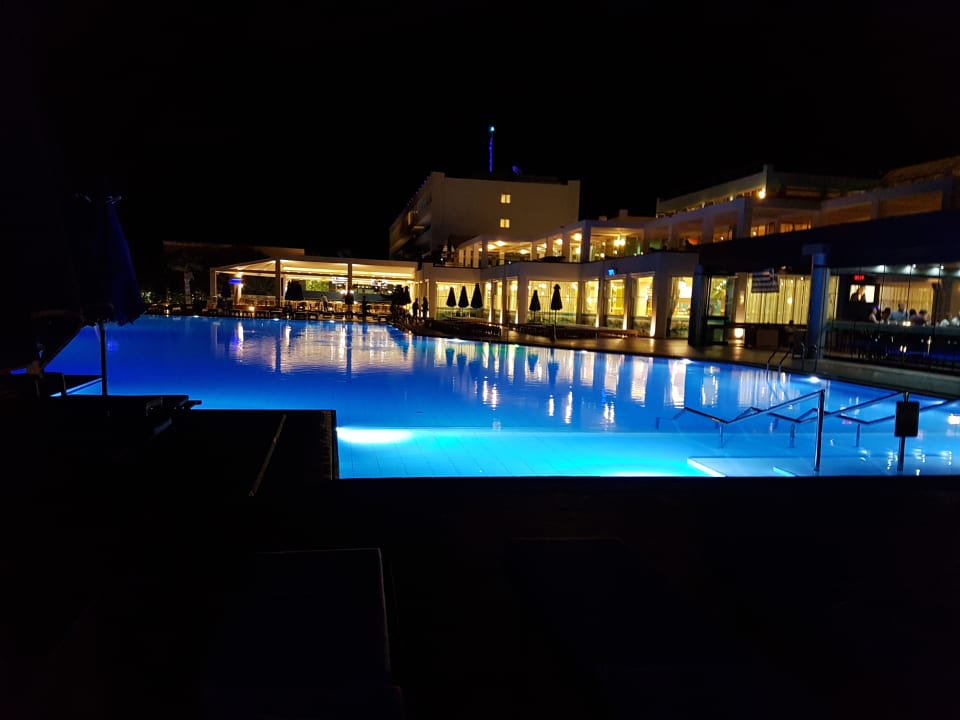 Pool Royal & Imperial Belvedere Resort