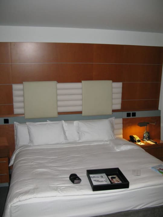 Bett der Suite Golden Sands Hotel Creek