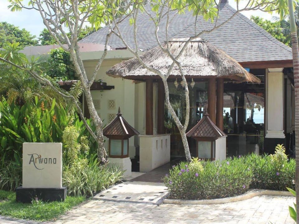 Frühstück im Strandrestaurant The Laguna A Luxury Collection Resort & Spa