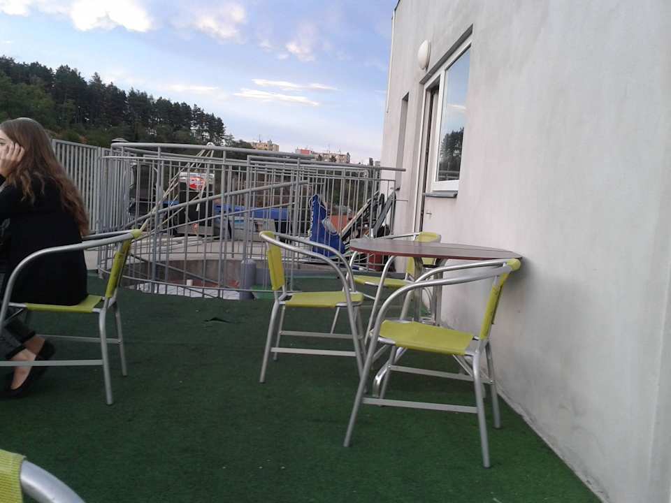 Okolí stolu při ,,romantické večeři´´Zlatý Kříž Hotel Zlatý Kříž