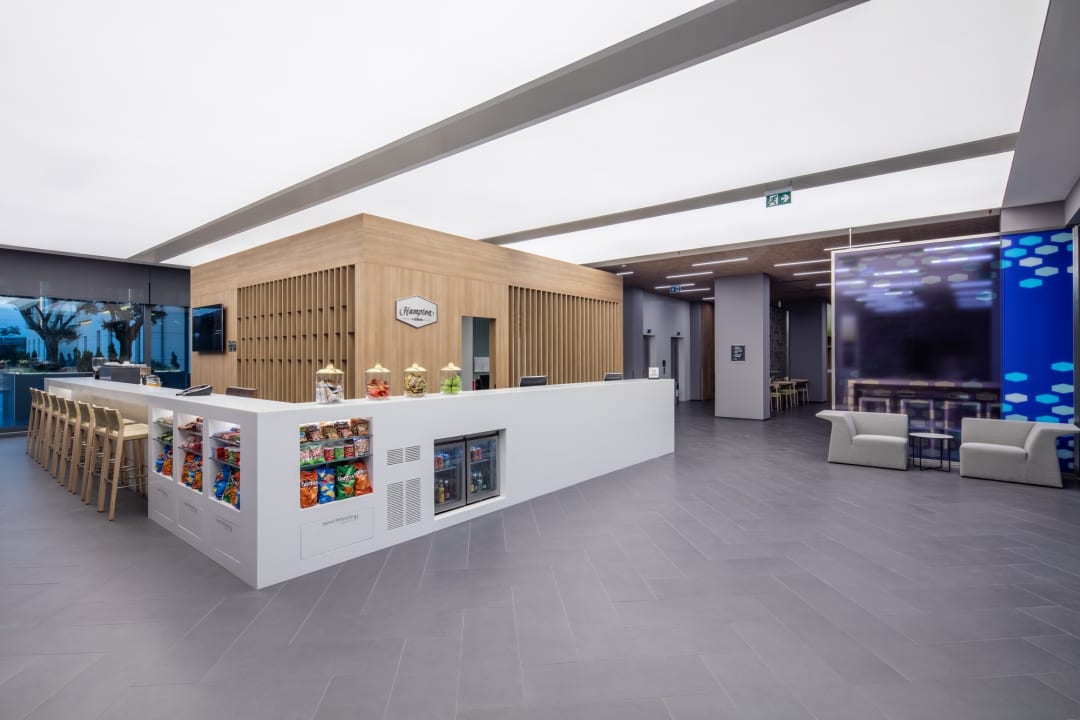 Lobby Hampton by Hilton Istanbul Zeytinburnu