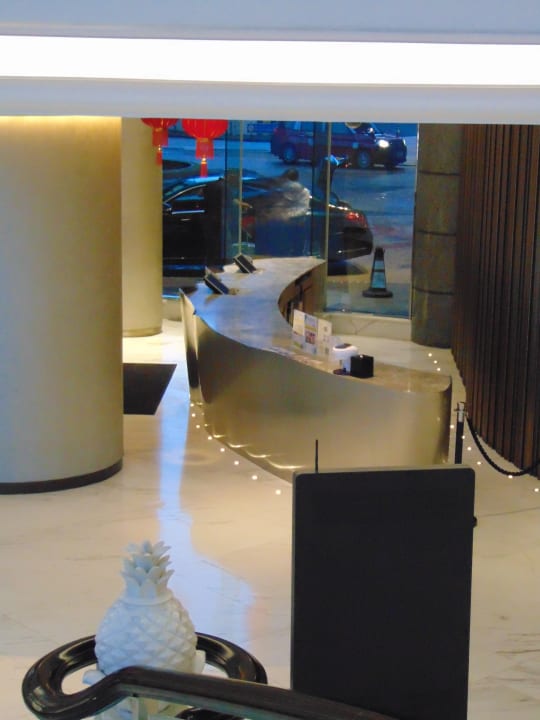 Lobby Harbour Grand Kowloon