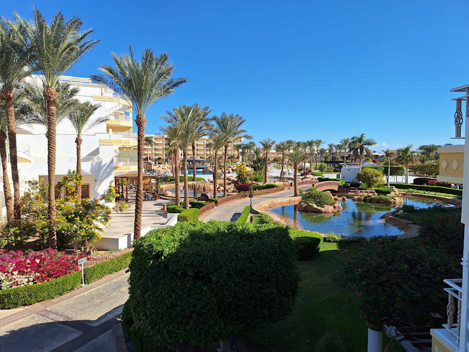 Gartenanlage Palm Royale Resort - Soma Bay