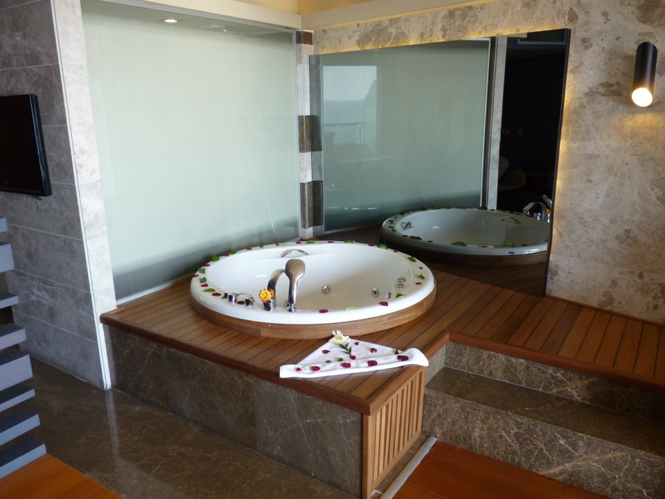Deluxe-Doppelzimmer mit Jacuzzi (1423) Sherwood Blue Belek