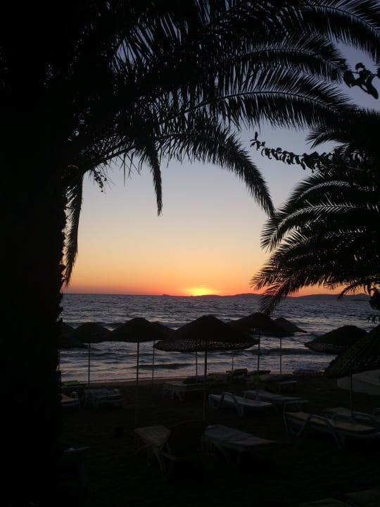 Sonnenuntergang  Dogan Paradise Beach