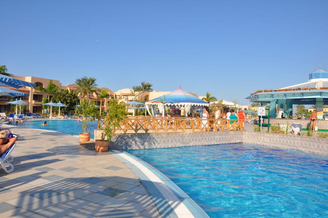 Ali Baba- basen  Ali Baba Palace Hotel
