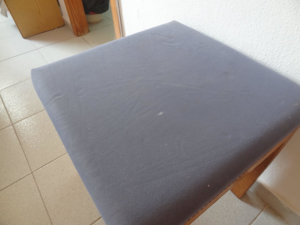 Sitzmöbel mit Flecken! Hotel Don Felipe