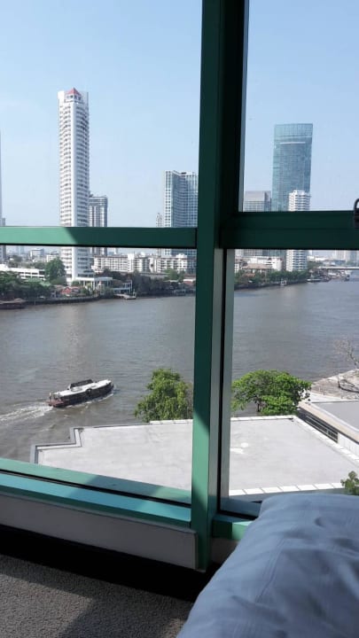 Blick vom Bett Chatrium Hotel Riverside Bangkok