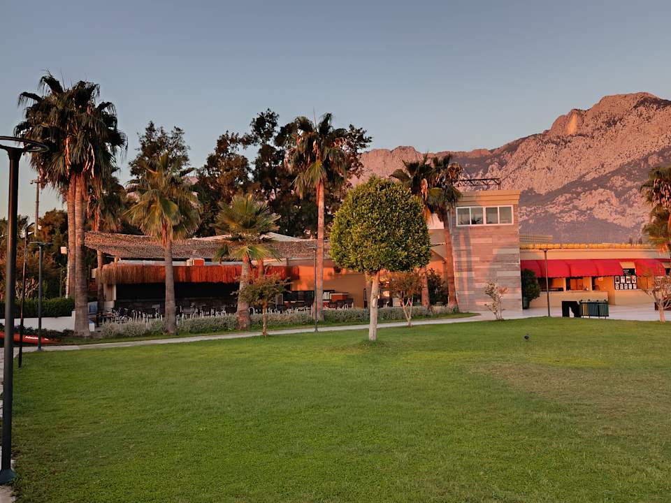 Außenansicht Kilikya Palace Göynük