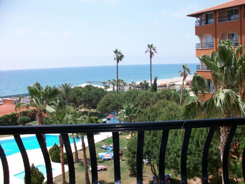Seitlich Meerblick, super toll Club Turtas Beach Hotel