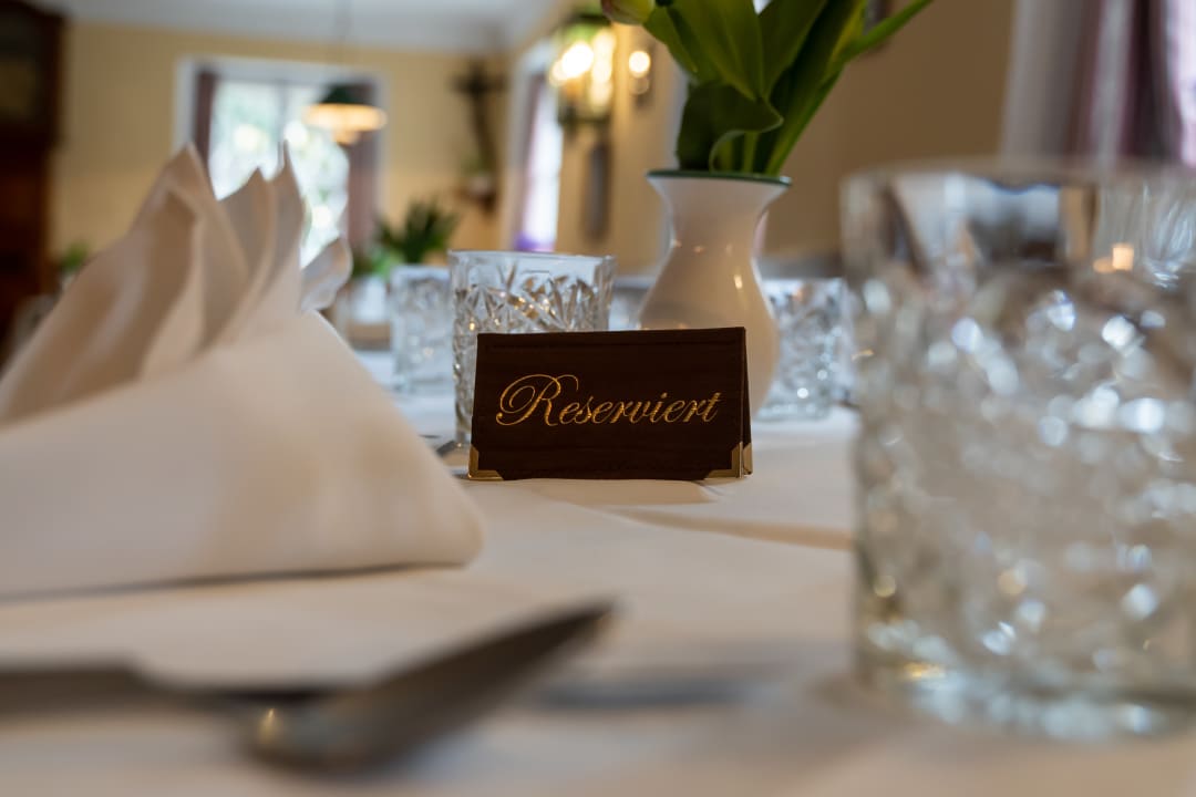 Gastro Der Schlosswirt zu Anif - Biedermeierhotel & Restaurant