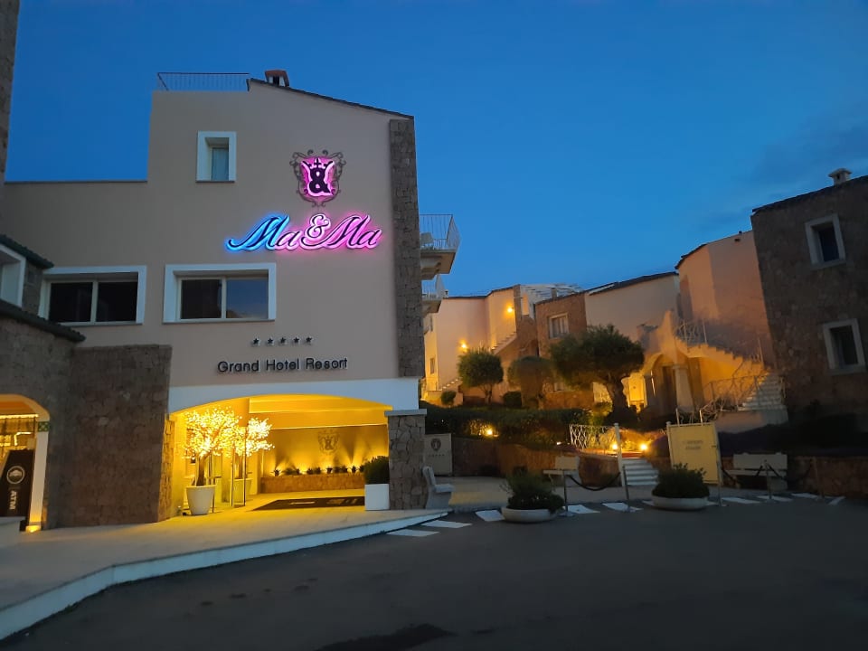 Außenansicht Grand Hotel Resort Ma&MA