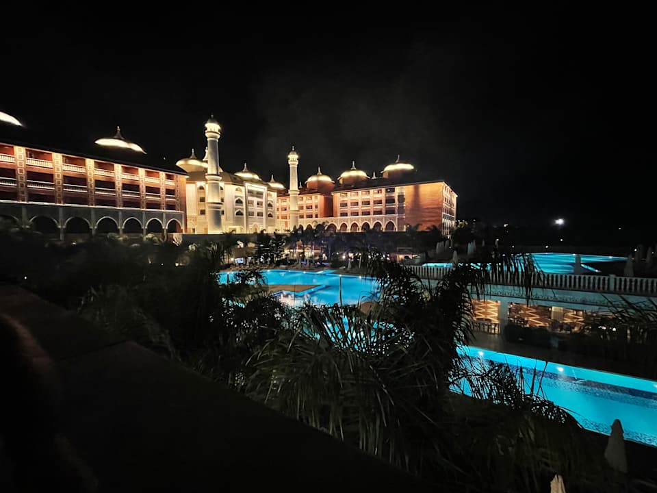 Außenansicht Royal Taj Mahal Hotel