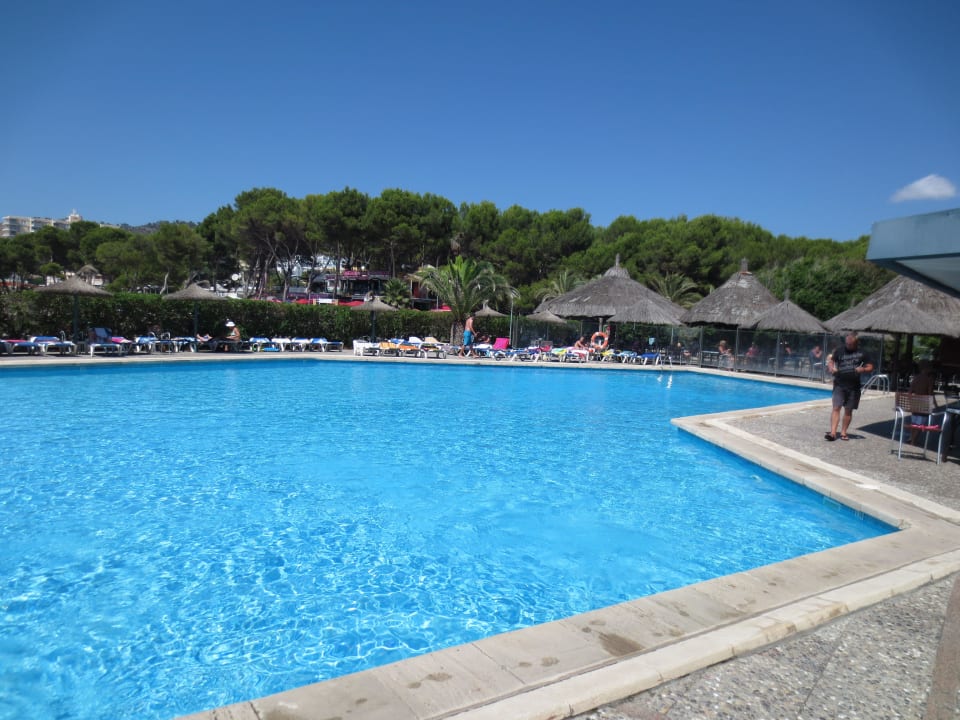 Großer Pool "unten" Hotel Vibra Beverly Playa