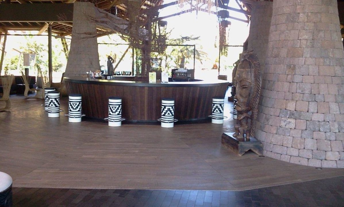 Hauptbar Lopesan Baobab Resort