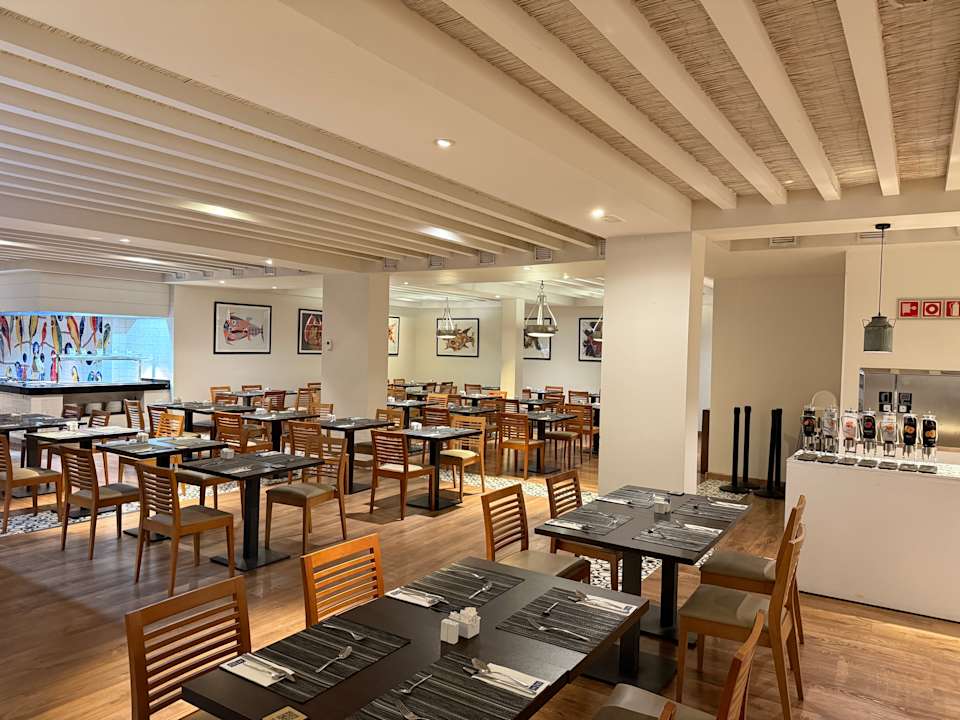 Gastro H10 Ocean Suites