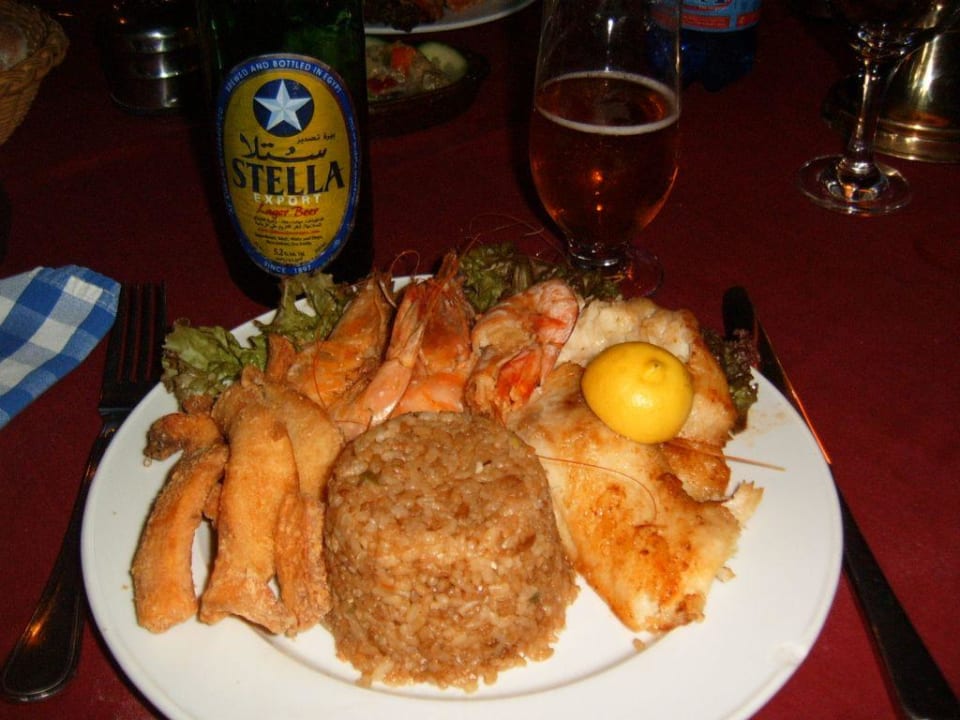 Fischessen! Fort Arabesque Resort, Spa & Villas