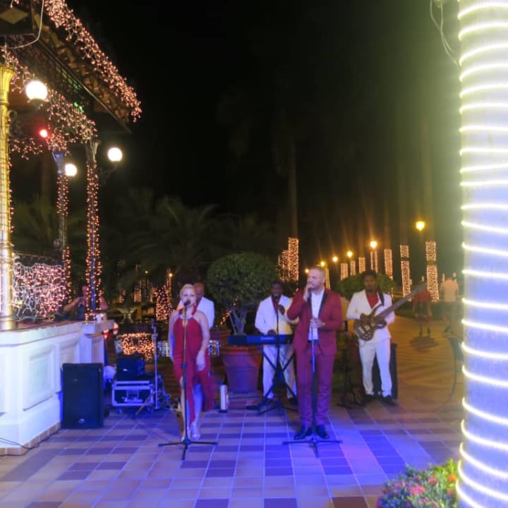 Wieczorny występ Hotel Riu Palace Riviera Maya