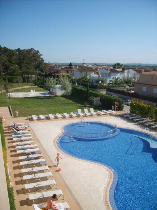 Pool-Anlage Las Gaviotas Suites Hotel