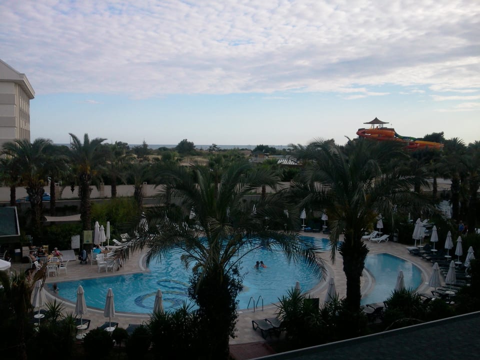 Kleiner Pool Calimera Hane Garden