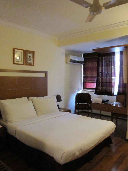 Zimmer The Shalimar Hotel