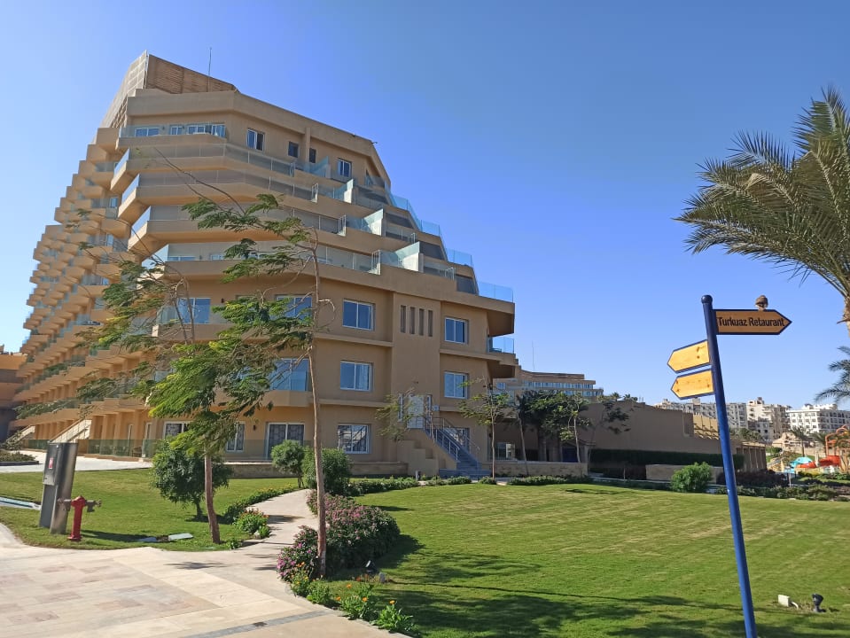 Außenansicht Hilton Hurghada Plaza