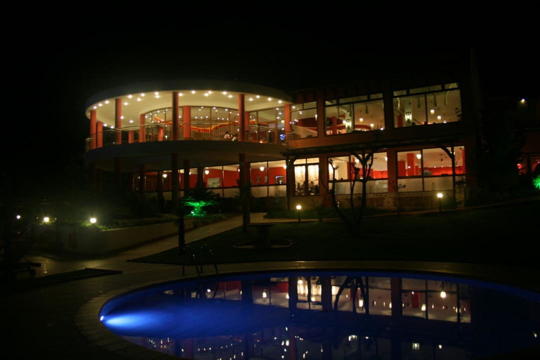 Abendlich Alia Palace