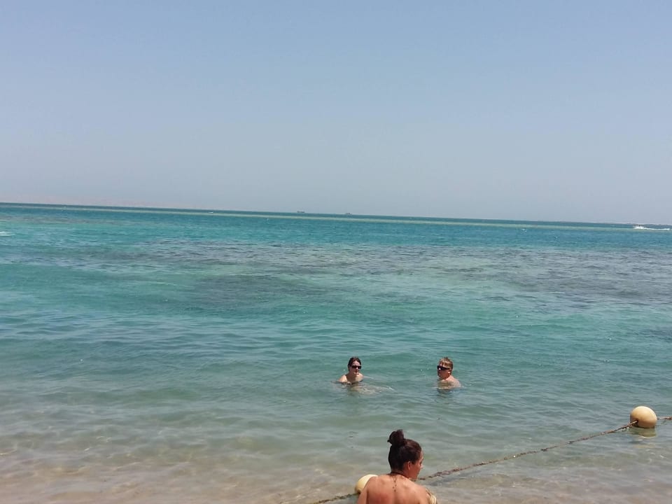 ))) Steigenberger Aqua Magic