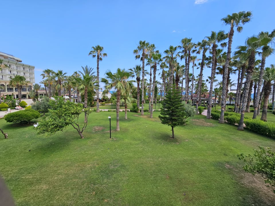 Gartenanlage Adora Hotel & Resort