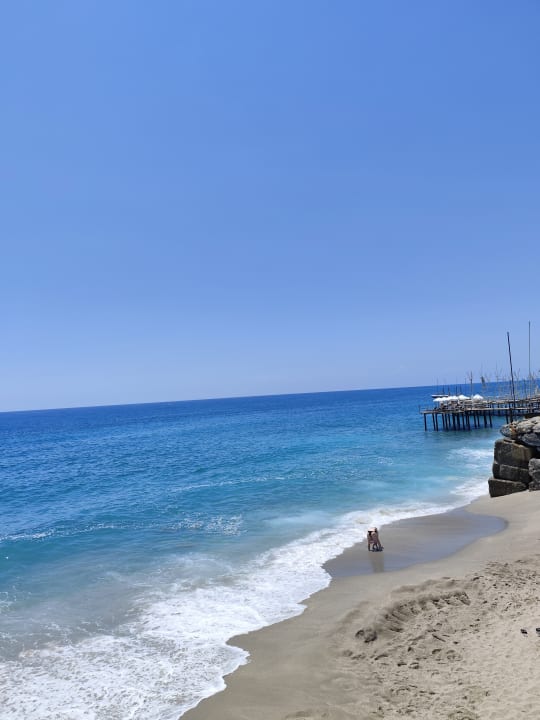 Strand Club Hotel Anjeliq