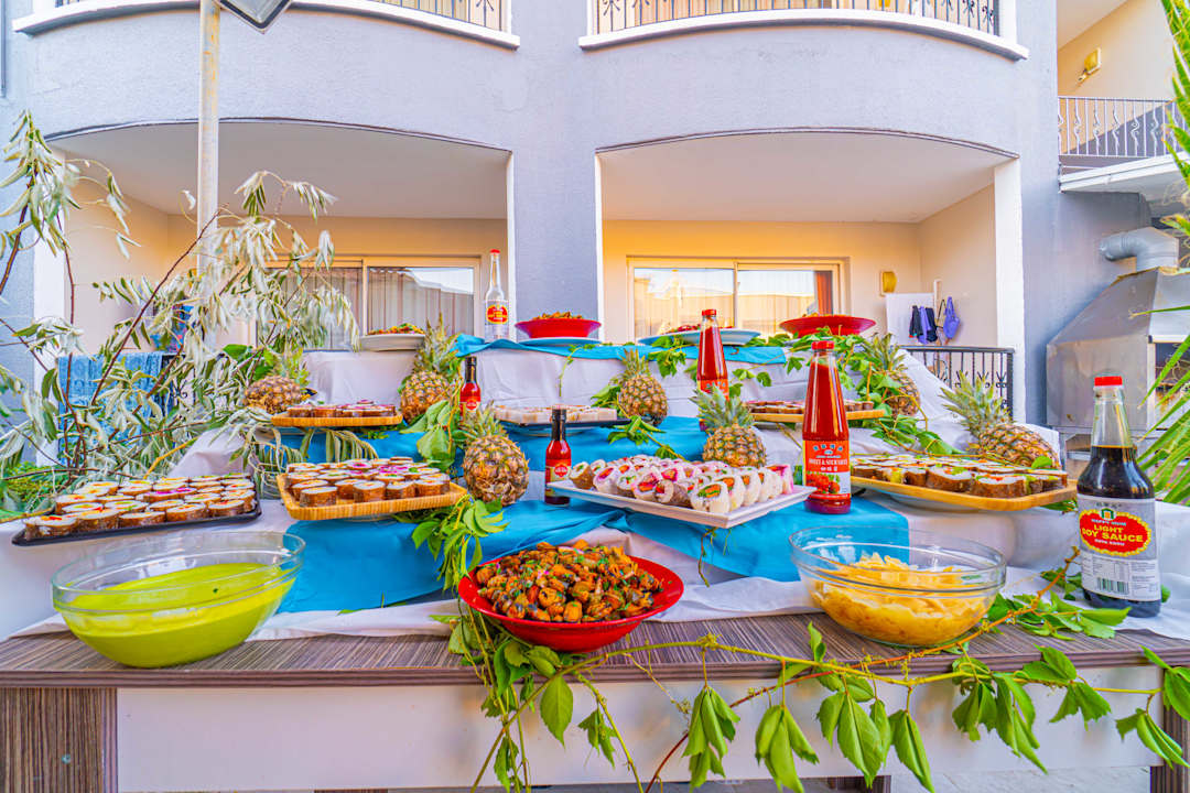 Gastro Sayanora Hotel