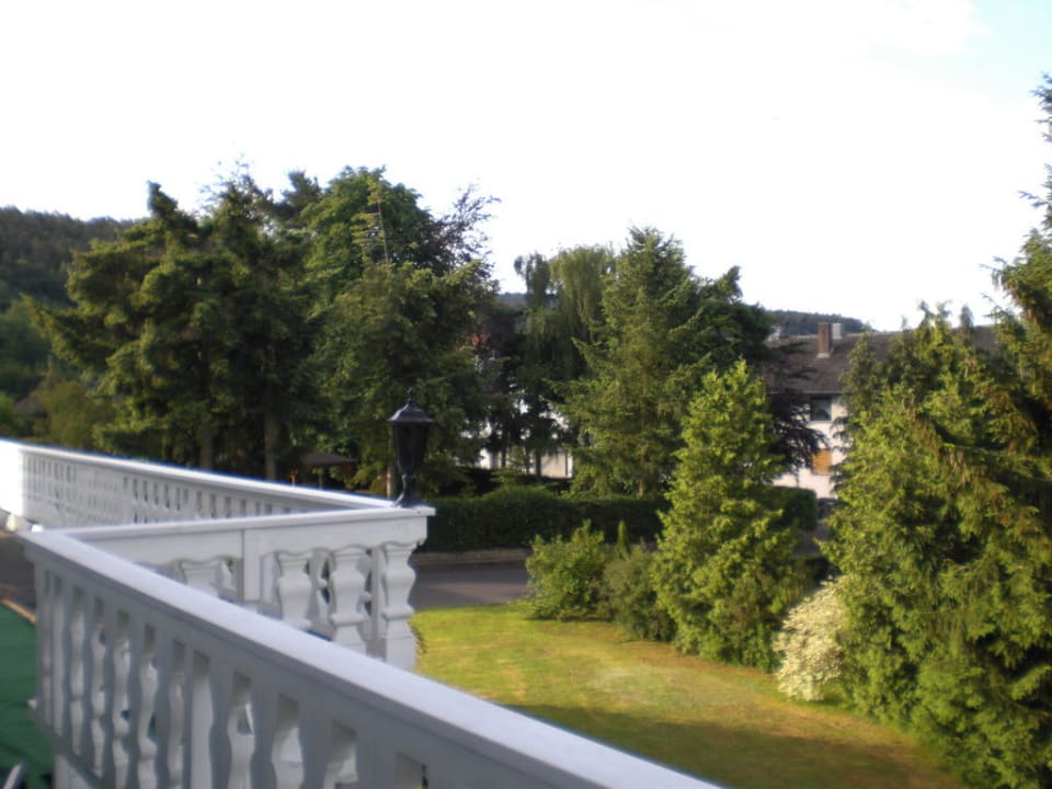 Blick vom Zimmerbalkon aus Hotel Linden