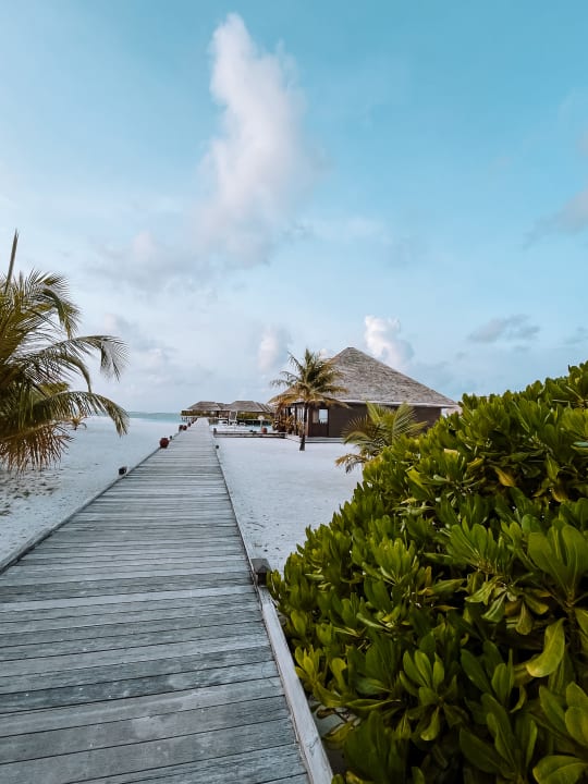 Strand Meeru Maldives Resort Island