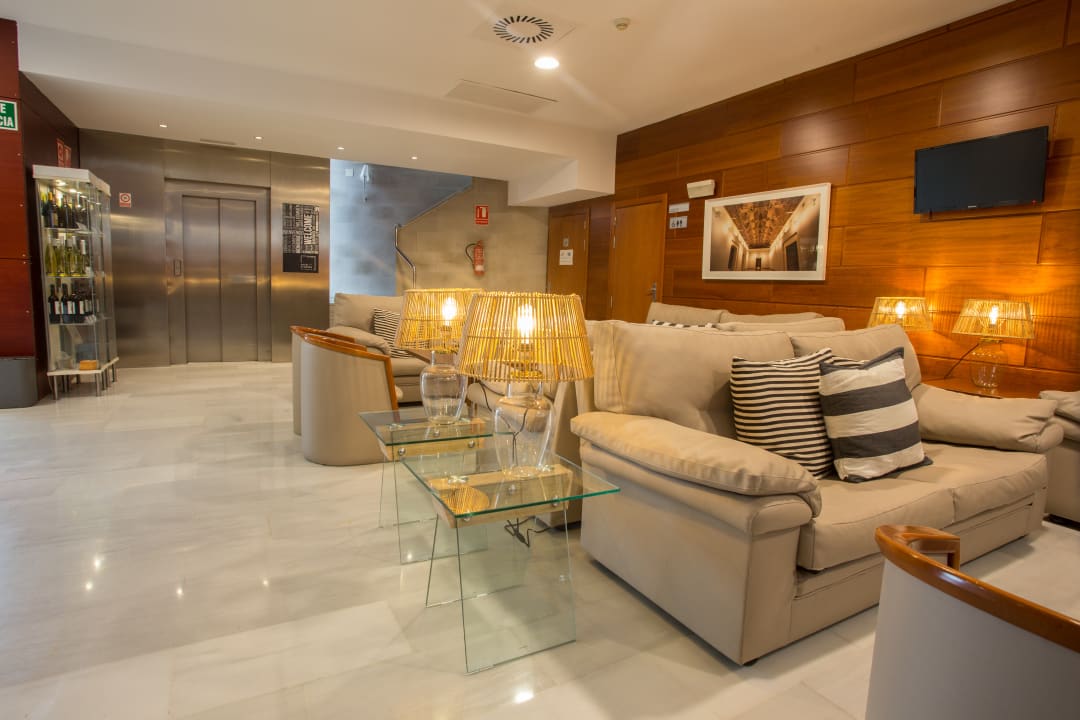 Lobby Hotel Valencia Alaquàs